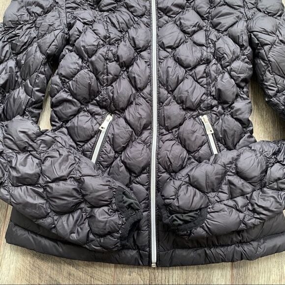 Saks Fifth Avenue Quilted Packable Down Black Jacket Full Zip Size XS - Picture 7 of 10